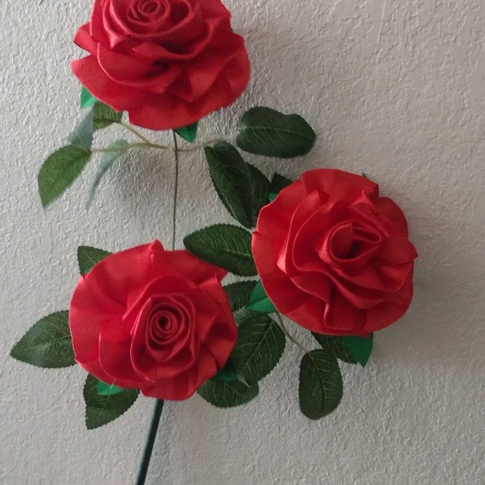 handmade ribbon flowers bouquet of 3 flowers